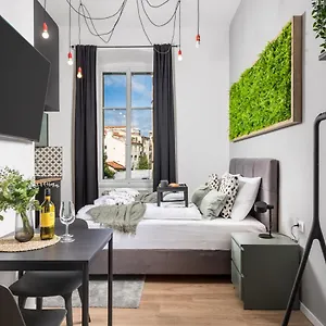  Appartement & One World Kroatië